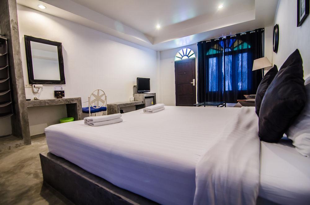 فندق بوتيك تشيك Phuket المظهر الخارجي الصورة
